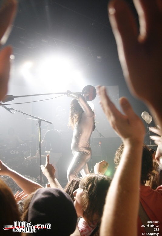 CSS, Curry and Coco et Poney Poney au Bataclan en live - photo n°18