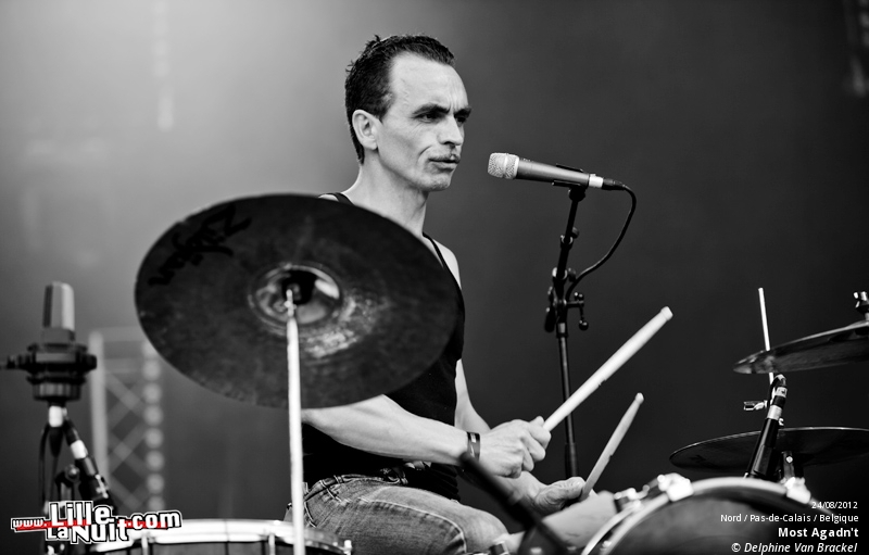 Le Cabaret Vert 2012 – jour 2 (part 1) : La Femme, The Dandy Warhols, etc. en live - photo n°58