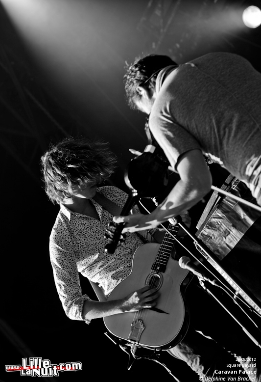 Le Cabaret Vert 2012 – jour 4 : Charlie Winston, The Weasel and the Wasters, Caravan Palace, etc. en live - photo n°42