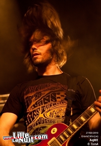 AqME + Mass Hysteria au Grand Mix en live - photo n°57