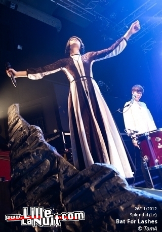 Bat For Lashes + Race Horses au Splendid en live - photo n°32