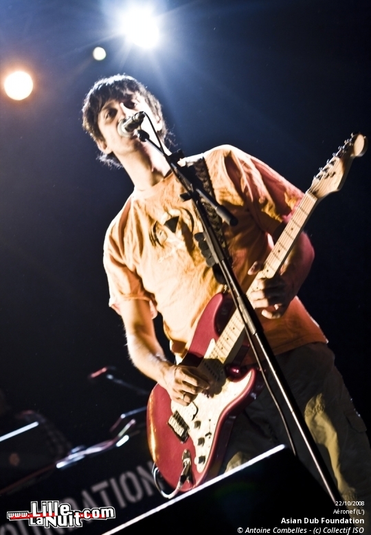 Asian Dub Foundation + Voicst en live - photo n°18