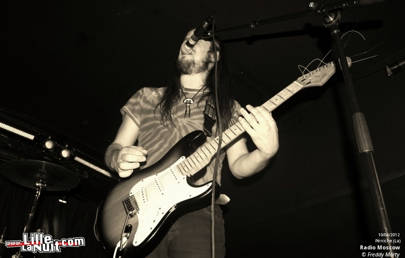 Radio Moscow + Reverend James Leg à la Péniche en live - photo n°1