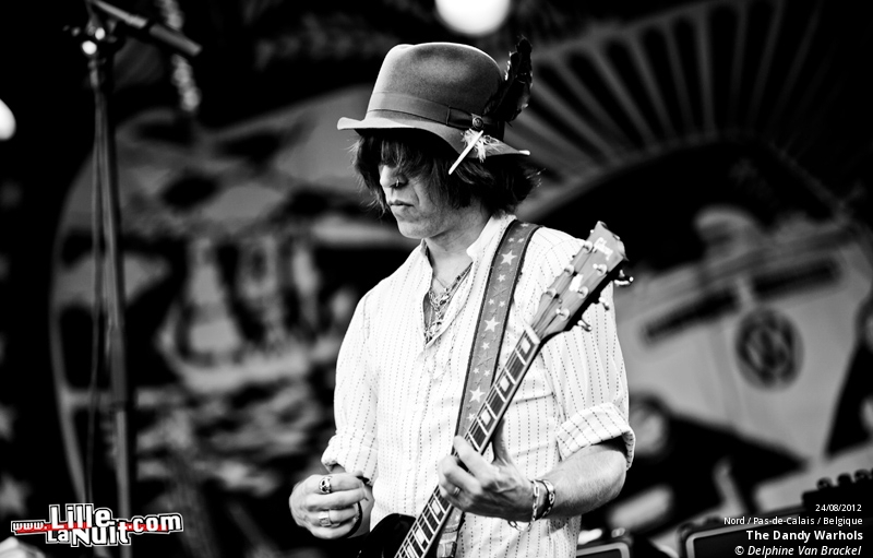 Le Cabaret Vert 2012 – jour 2 (part 1) : La Femme, The Dandy Warhols, etc. en live - photo n°14
