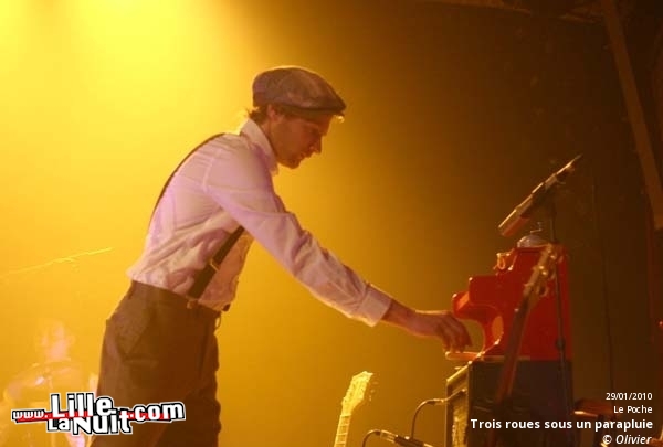 Trois roues sous un parapluie & Zaza Fournier au Poche de Béthune en live - photo n°27