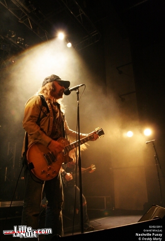 Nashville Pussy + Zoé au Grand Mix en live - photo n°24