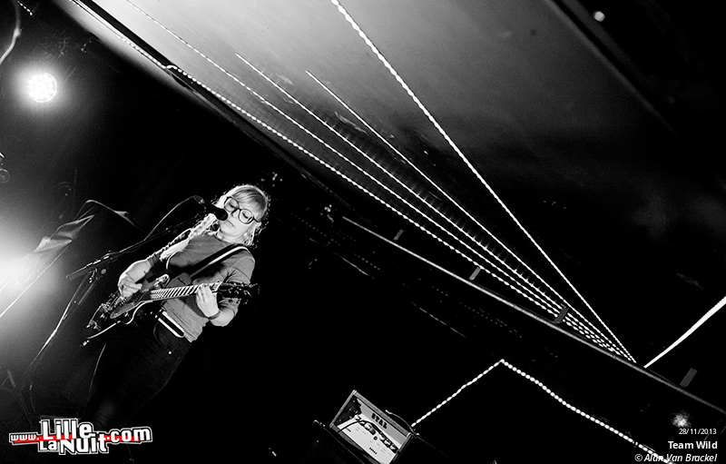 Scout Niblett + Team Wild à la Cave aux poètes – Ground Zero Festival en live - photo n°11