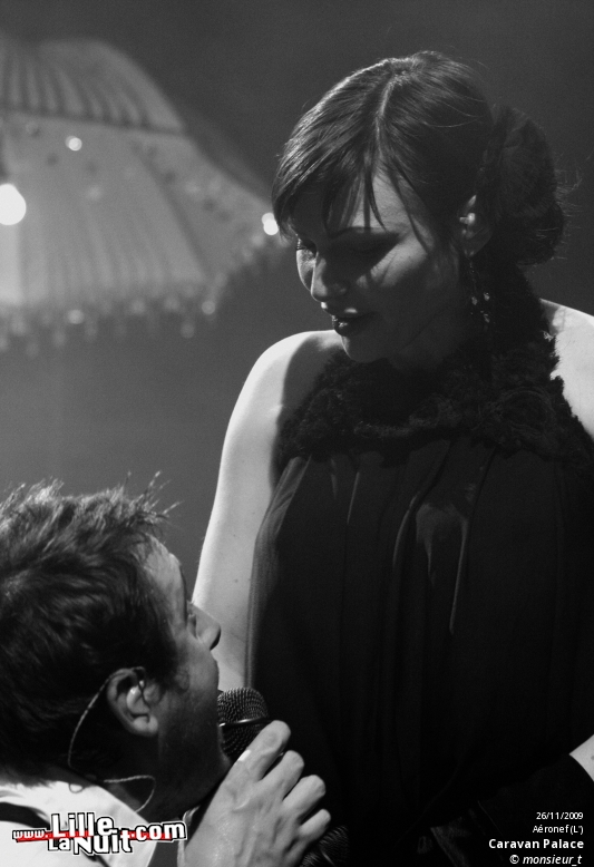 Caravan Palace & Féfé à l’Aéronef en live - photo n°2