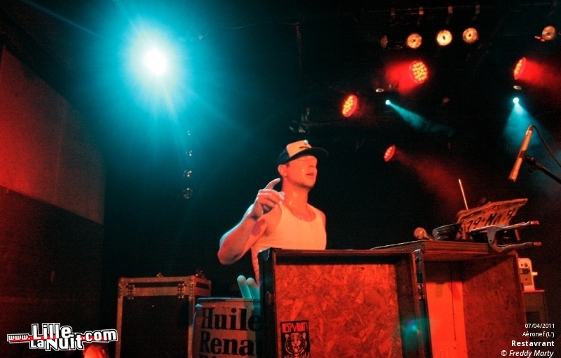 Jim Jones Revue + Scott H Biram + The Bellrays + Restavrant + The Legendary Tiger Man + Les Cool Kleps à l’Aéronef en live - photo n°8