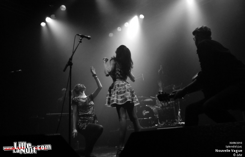 Nouvelle Vague + 49 Swimming Pools au Splendid en live - photo n°24
