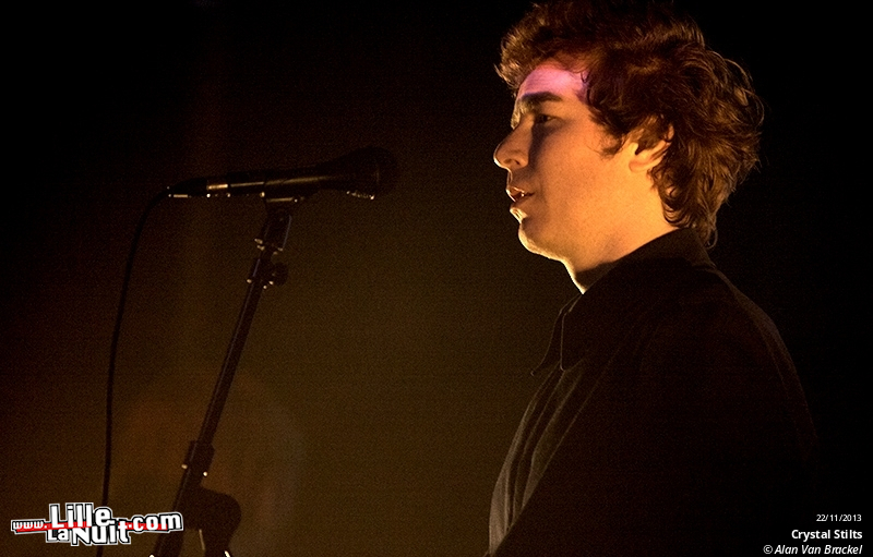 Crystal Stilts + The Holydrug Couple à De Kreun en live - photo n°4