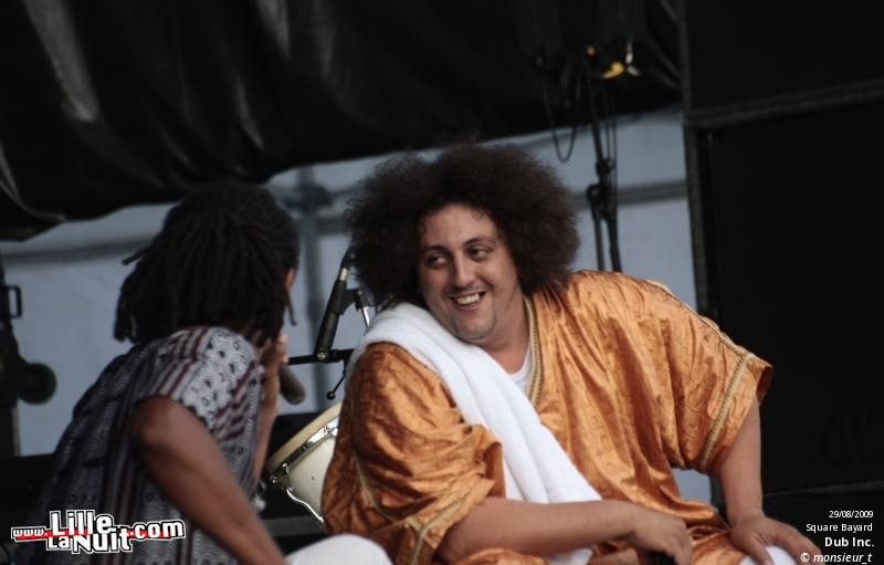 Cabaret vert – Jour 2 – Raj, Dub Inc. Deftones, Shakaponk en live - photo n°15