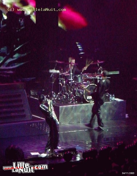 Concert de Muse [1ere partie : Cave In] au Zenith de Lille en live - photo n°13