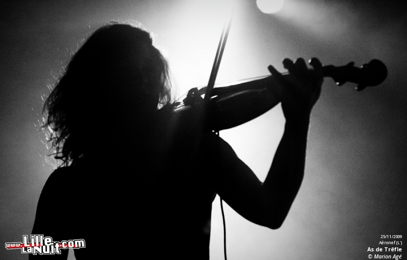 Barcella, Oldelaf & Monsieur D, As de Trêfle à l’Aéronef – Le Père Noël est-il un Rocker ? en live - photo n°5