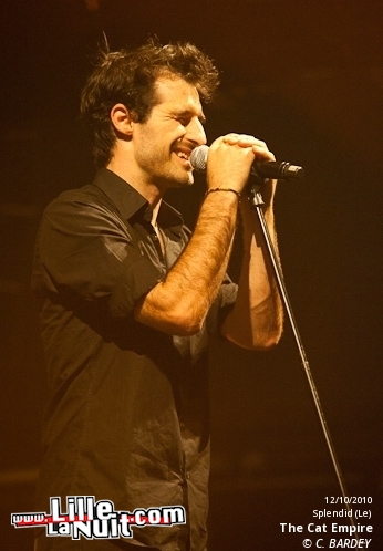 The Cat Empire + Tinpan Orange au Splendid en live - photo n°21