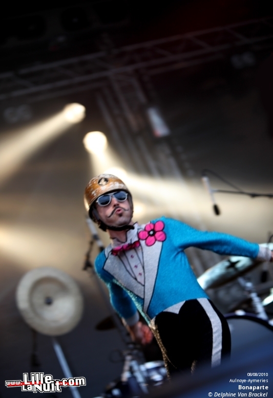 Les Nuits Secrètes – Jour 3 – George Clinton and Parliament Funkadelic, I’m From Barcelona, etc. en live - photo n°81