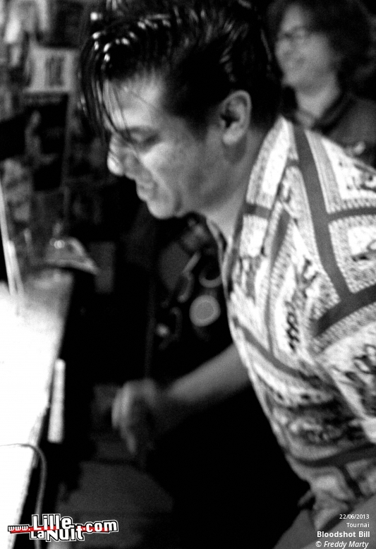 Hot Chickens + Bloodshot Bill à Tournai en live - photo n°12