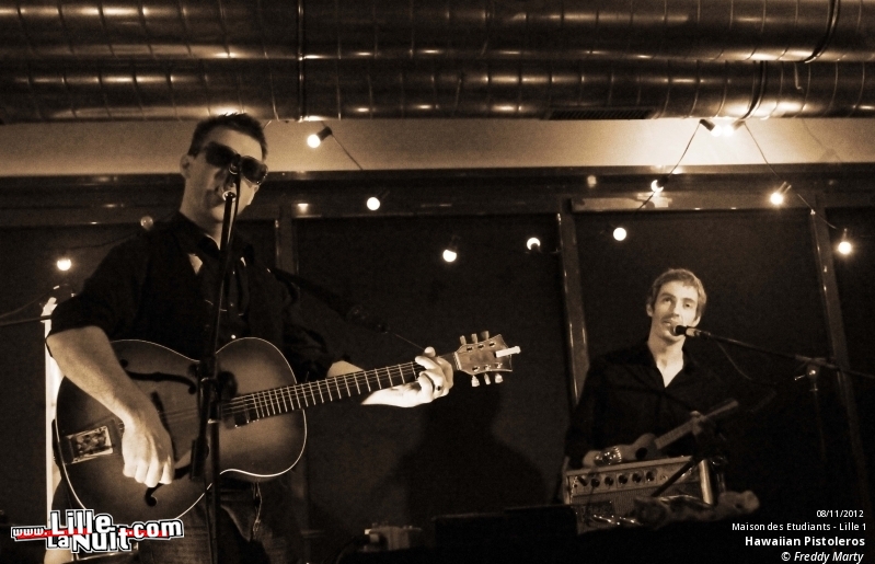 Hawaiian Pistoleros + Precious Oldies à la Maison des Etudiants de Lille 1 en live - photo n°12