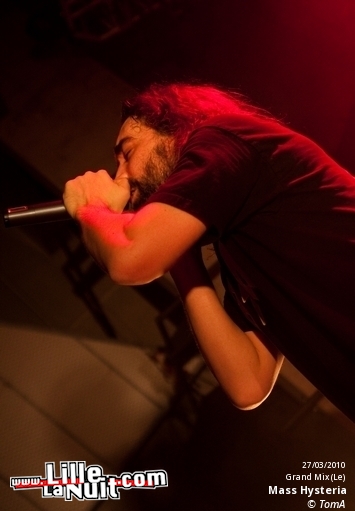 AqME + Mass Hysteria au Grand Mix en live - photo n°9