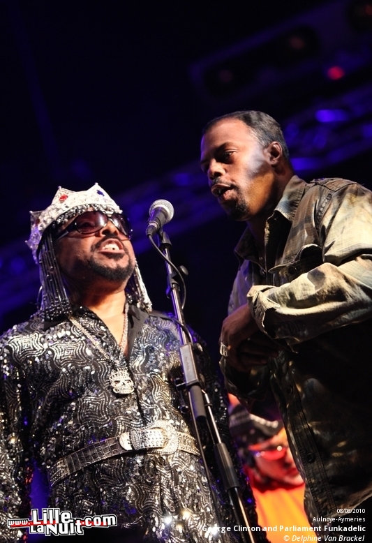 Les Nuits Secrètes – Jour 3 – George Clinton and Parliament Funkadelic, I’m From Barcelona, etc. en live - photo n°28