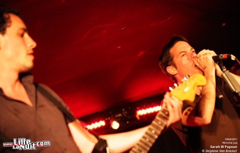 Sarah W Papsun + She’s A Boy à la Péniche – Paradis Artificiels en live - photo n°3