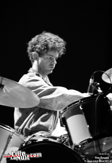 Warpaint, We Are Wolves, Surfer Blood & The Drums au Grand Mix en live - photo n°23