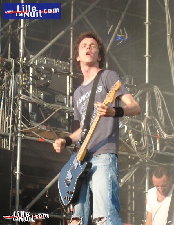 Festival de Dour 2005 – Jour 1 en live - photo n°15