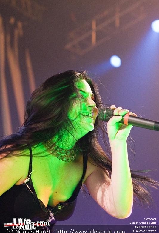 Evanescence & Mass Hysteria au Zénith en live - photo n°17