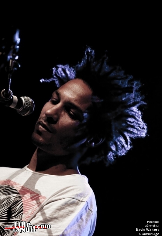 Bat for Lashes & David Walters à l’Aéronef en live - photo n°28