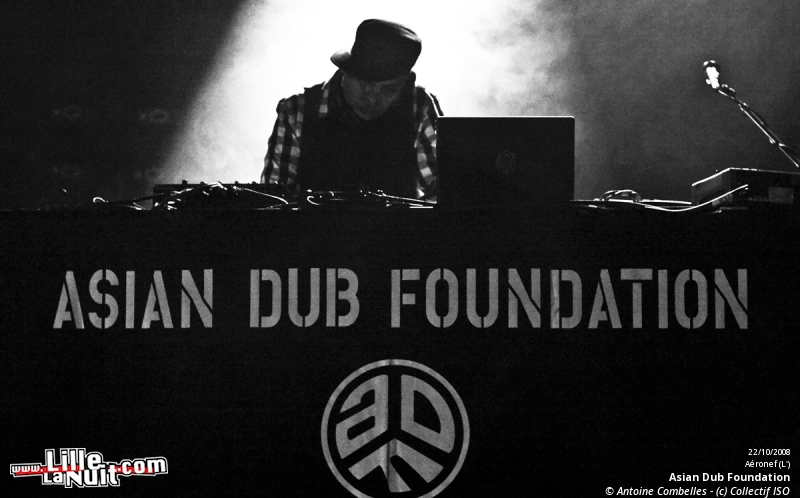 Asian Dub Foundation + Voicst en live - photo n°15