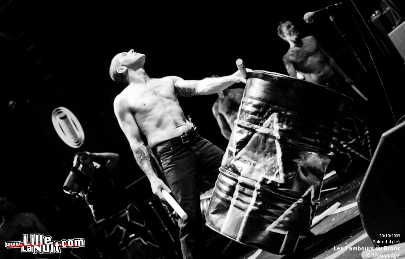Les Tambours du Bronx au Splendid en live - photo n°1