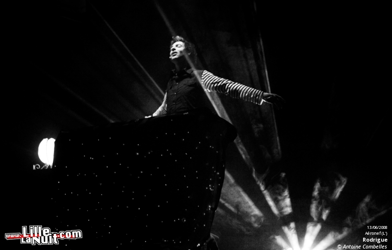 Rodrigue en showcase à l’Aéronef en live - photo n°4
