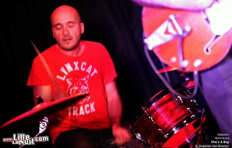 Sarah W Papsun + She’s A Boy à la Péniche – Paradis Artificiels en live - photo n°19