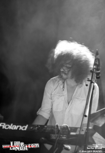 Warpaint, We Are Wolves, Surfer Blood & The Drums au Grand Mix en live - photo n°26