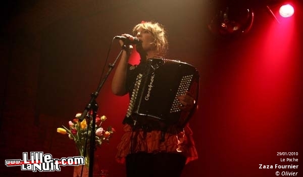 Trois roues sous un parapluie & Zaza Fournier au Poche de Béthune en live - photo n°6