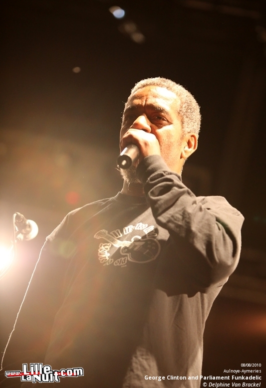 Les Nuits Secrètes – Jour 3 – George Clinton and Parliament Funkadelic, I’m From Barcelona, etc. en live - photo n°30
