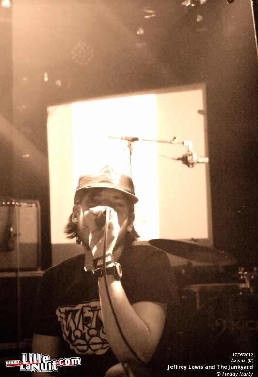 Jeffrey Lewis & The Junkyard + Louis Aguilar & The Crocodile Tears + Johan Asherton à l’Aéronef en live - photo n°10
