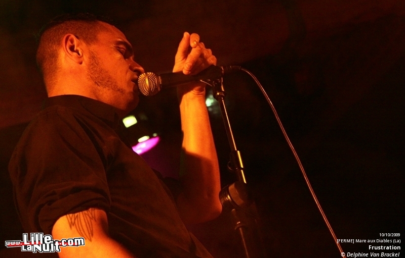 Festival Vision d’1 Autre Industrie – Jour 2 – Frustration, No Tears, De Volanges, Hall 21 en live - photo n°2