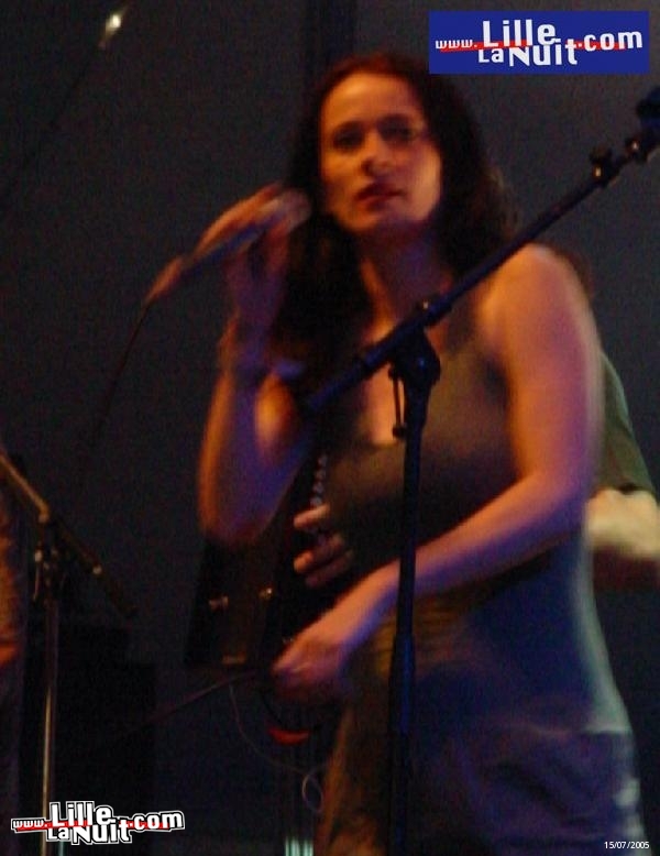 Festival de Dour 2005 – Jour 2 en live - photo n°25