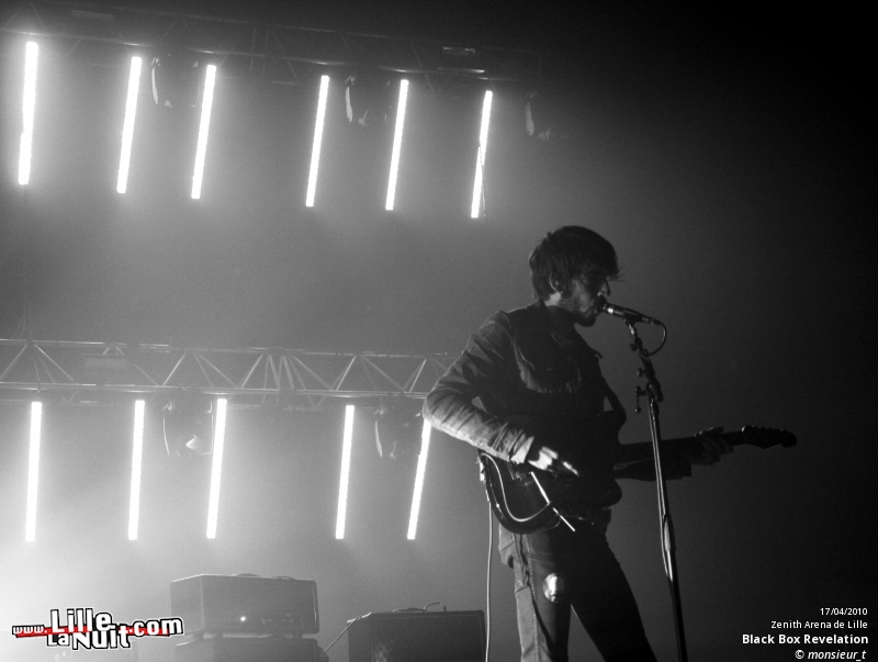 Iggy and the Stooges, Triggerfinger & Black Box Revelation au Zénith en live - photo n°19