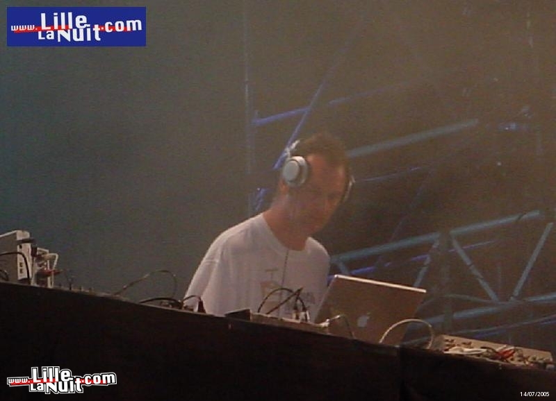 Festival de Dour 2005 – Jour 1 en live - photo n°9