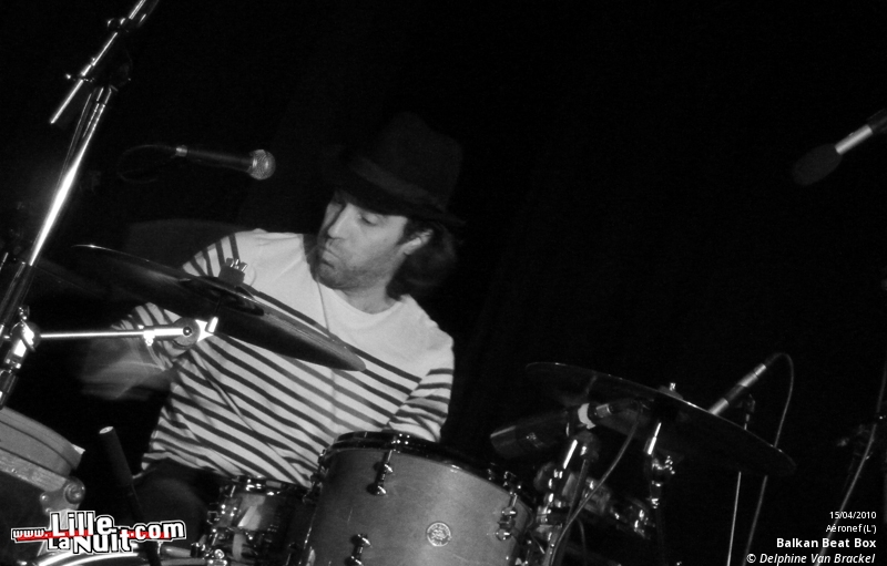 Balkan Beat Box & Manouch Mena à l’Aéronef en live - photo n°4