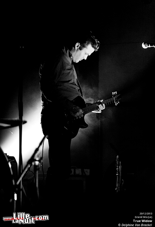 Kurt Vile + True Widow au Grand Mix en live - photo n°31