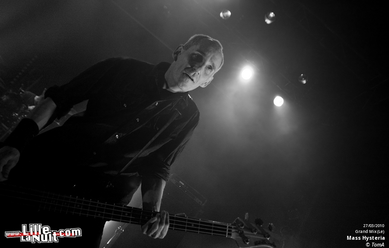 AqME + Mass Hysteria au Grand Mix en live - photo n°18