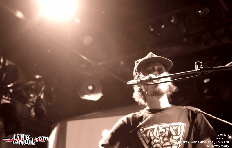 Jeffrey Lewis & The Junkyard + Louis Aguilar & The Crocodile Tears + Johan Asherton à l’Aéronef en live - photo n°7