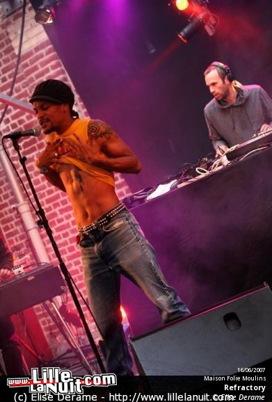 Dj Vadim & Refractory à MF de Moulin en live - photo n°45