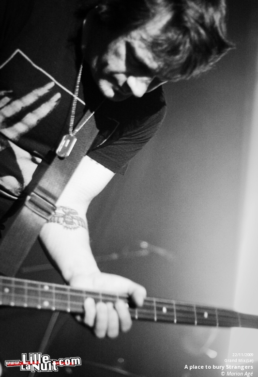 A place to bury strangers & Action Beat au Grand Mix en live - photo n°11