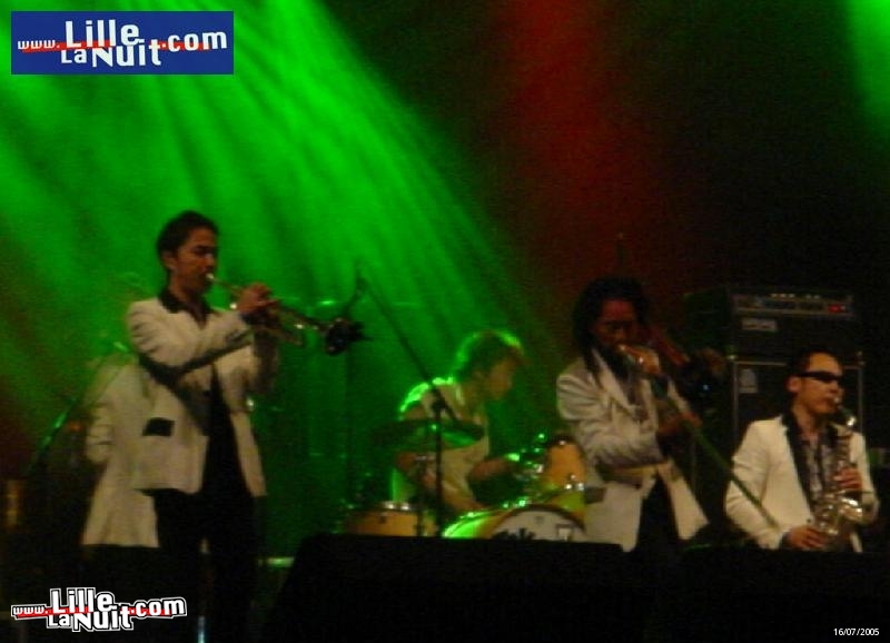 Festival de Dour 2005 – photos jour 3 en live - photo n°5