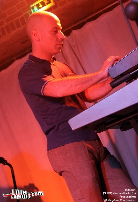 Festival Vision d’1 Autre Industrie – Jour 2 – Frustration, No Tears, De Volanges, Hall 21 en live - photo n°11