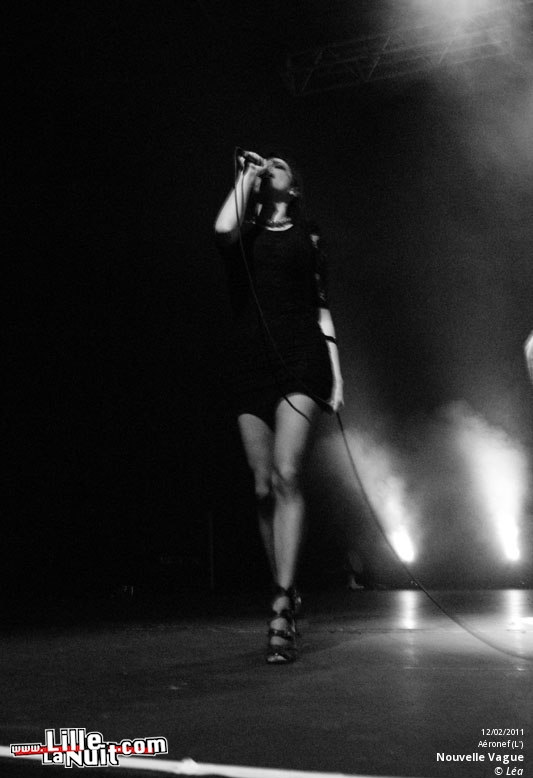 Nouvelle Vague + Samir Barris à l’Aéronef en live - photo n°5